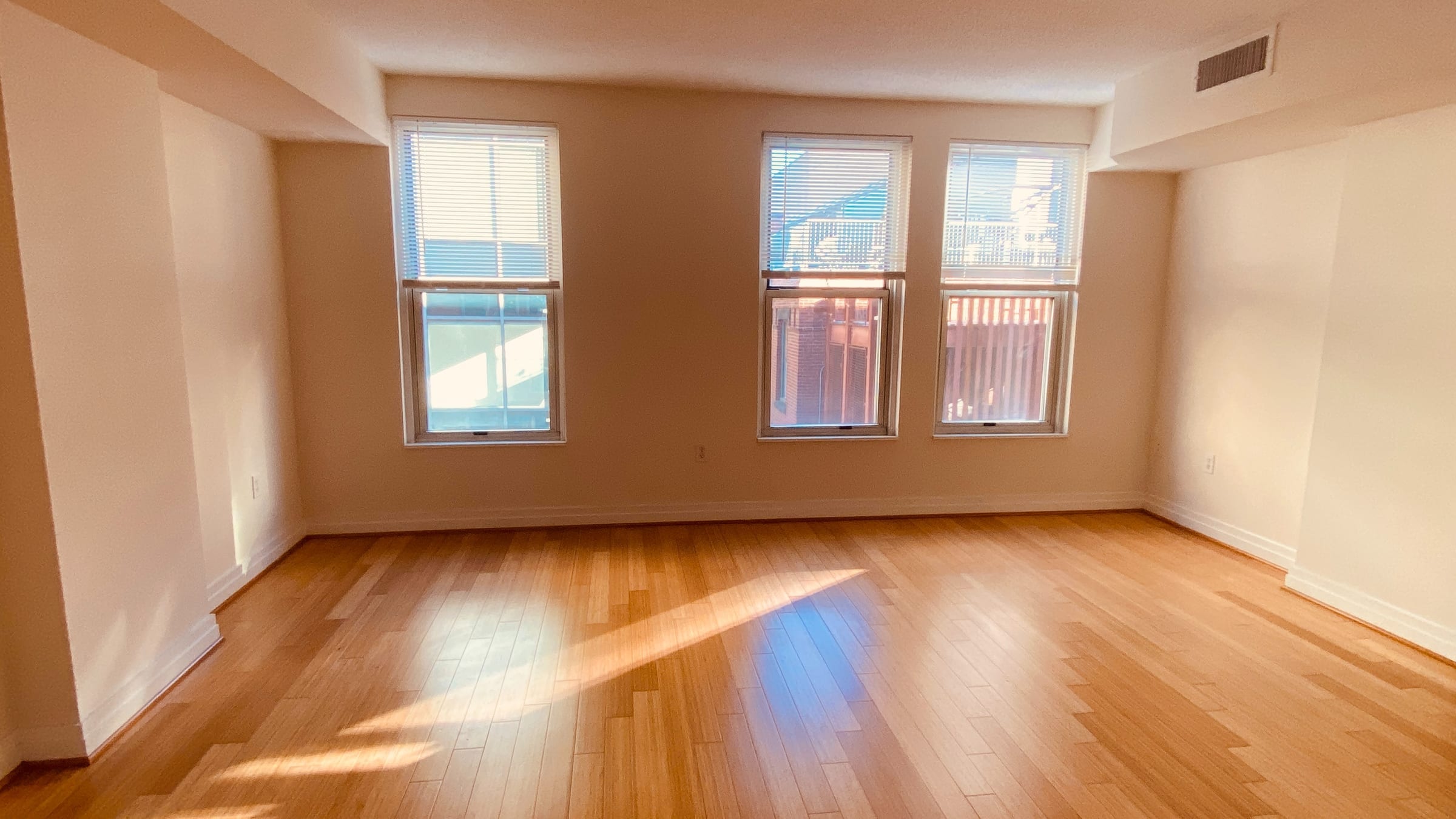 Executive Studio